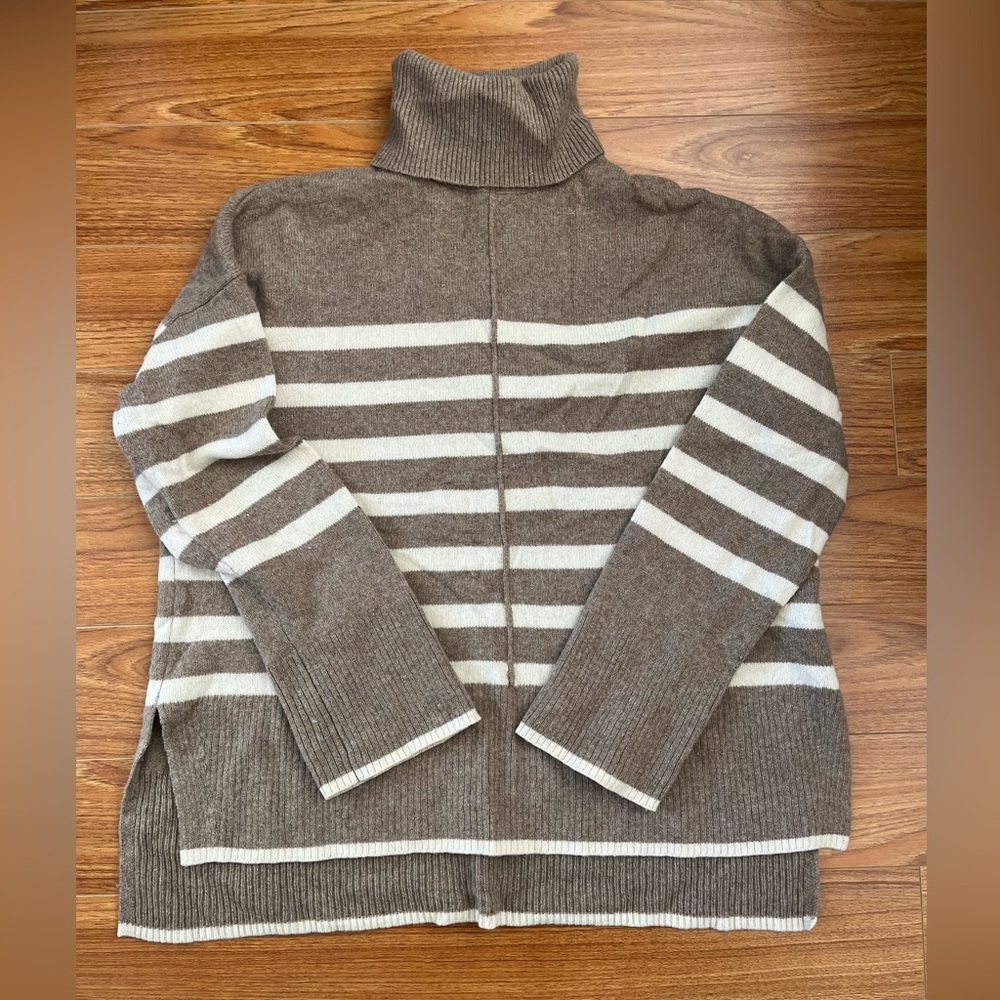 Massimo Dutti Wool Cashmere Sweater in Brown and Cream